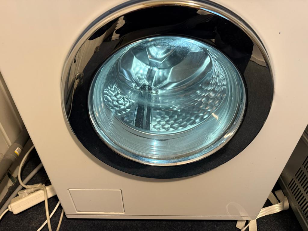 Miele W 5933 SoftCare System Wasmachine, Ophalen, 8 tot 10 kg, Voorlader, 85 tot 90 cm