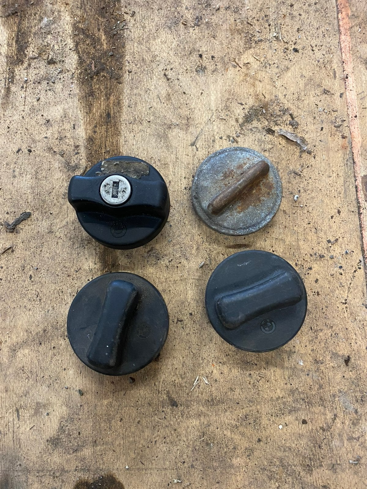 Bmw e30 tankdop 318i 320i 325i, Ophalen of Verzenden