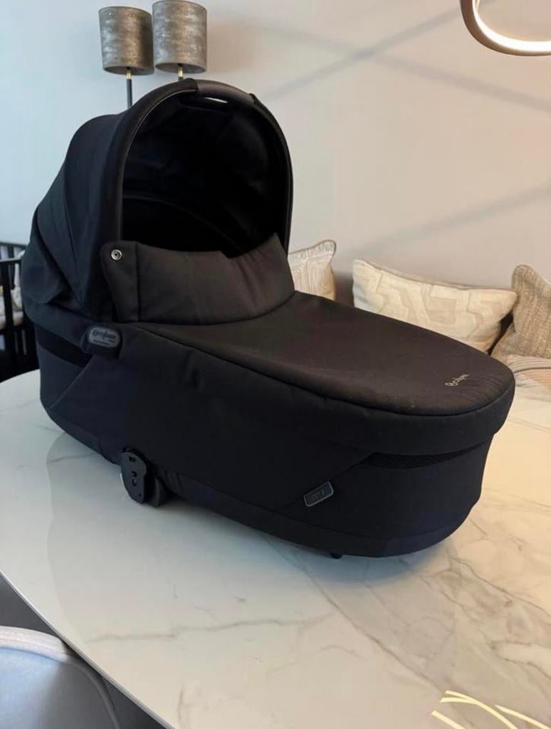 Cybex Cot S Lux reiswieg - Moon Black / Zwart, Zo goed als nieuw, Met reiswieg, Ophalen, Kinderwagen