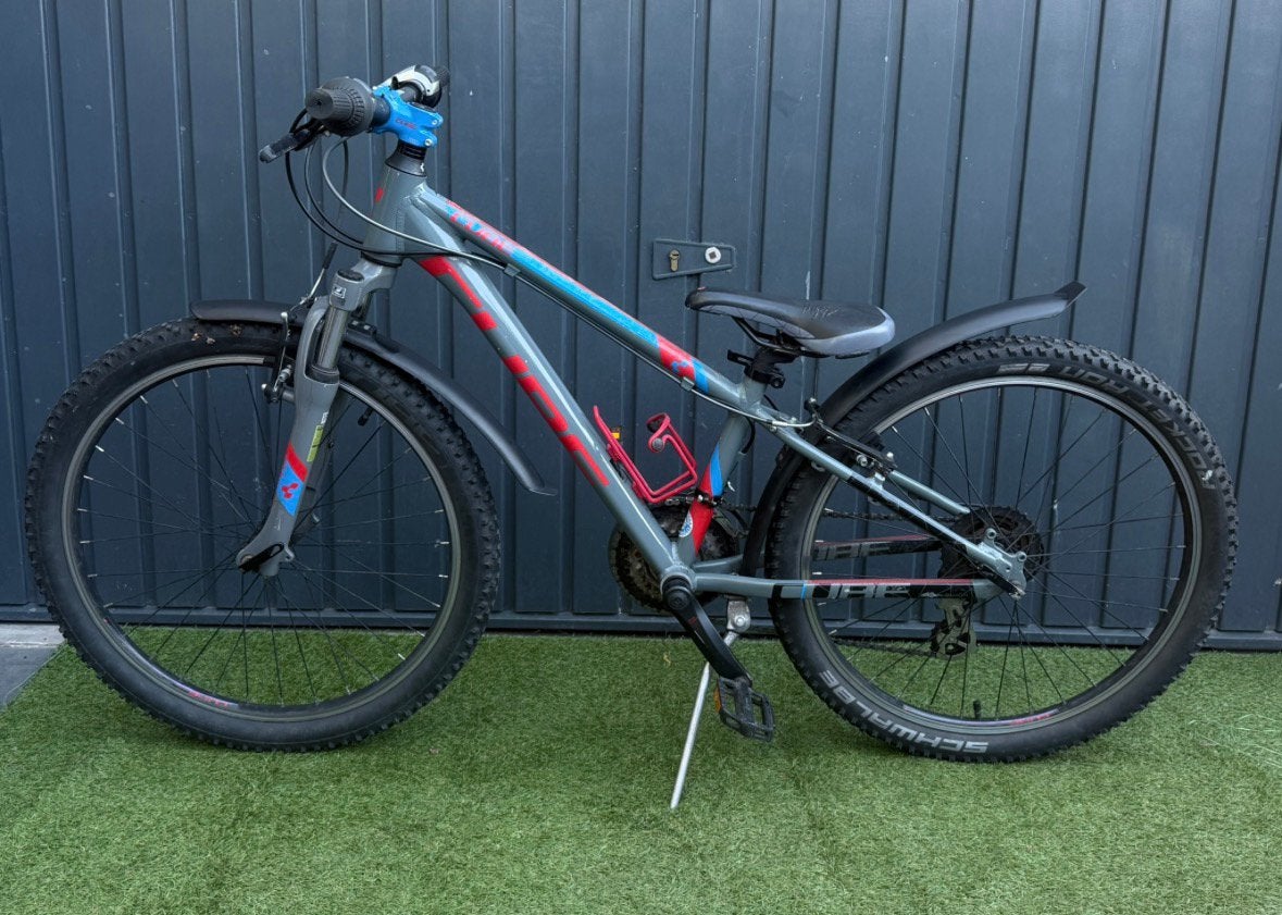 Cube Kid 240 - 24 inch - Kinderfiets MTB Mountainbike 🩶❤️, 24 inch of meer, Velgrem, V-brakes, Aluminium
