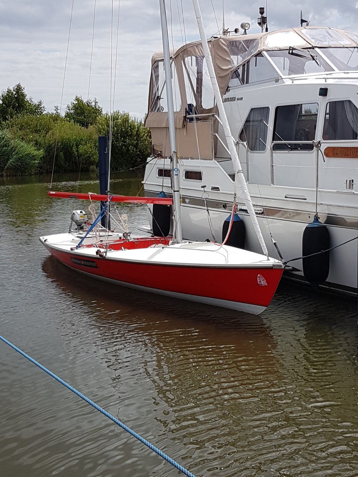 Tempest zeilboot 6,80 m – Honda buitenboordmotor, trailer, Watersport en Boten, Open zeilboten, Ophalen, 7 m, Spinnaker, Buitenboordmotor
