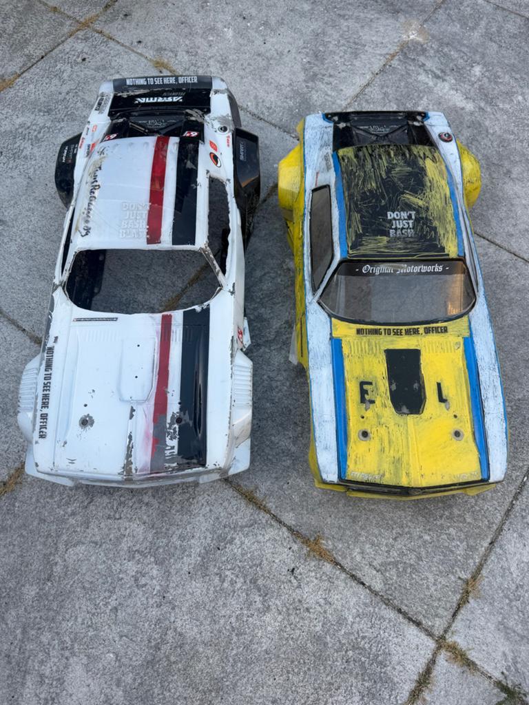2 gebruikte Arrma Felony bodies, Verzenden, Gebruikt, Overige schalen, Auto offroad