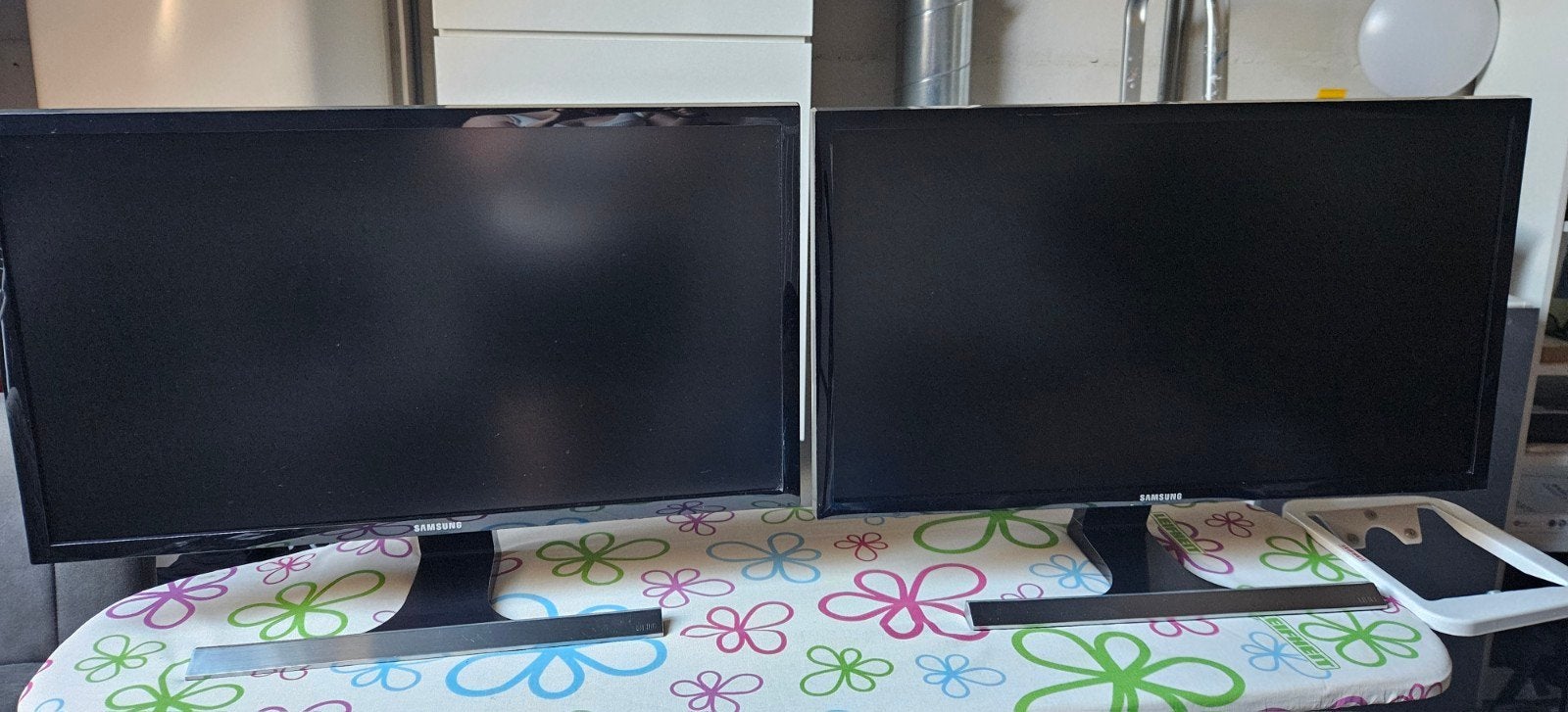 2x Samsung 4K Monitor U28E590D (28 inch) - Prima staat, Ophalen, IPS, HDMI, 60 Hz of minder