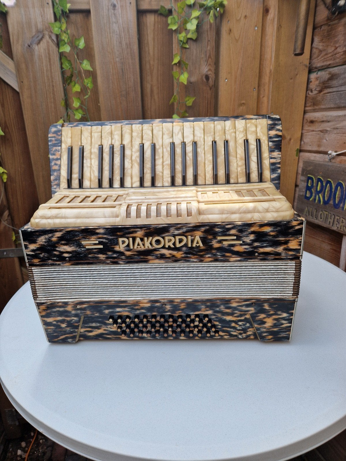Vintage Piakordia Accordeon - Toetsaccordeon, Muziek en Instrumenten, Accordeons, Overige merken, Gebruikt, Overige formaten, Toetsaccordeon
