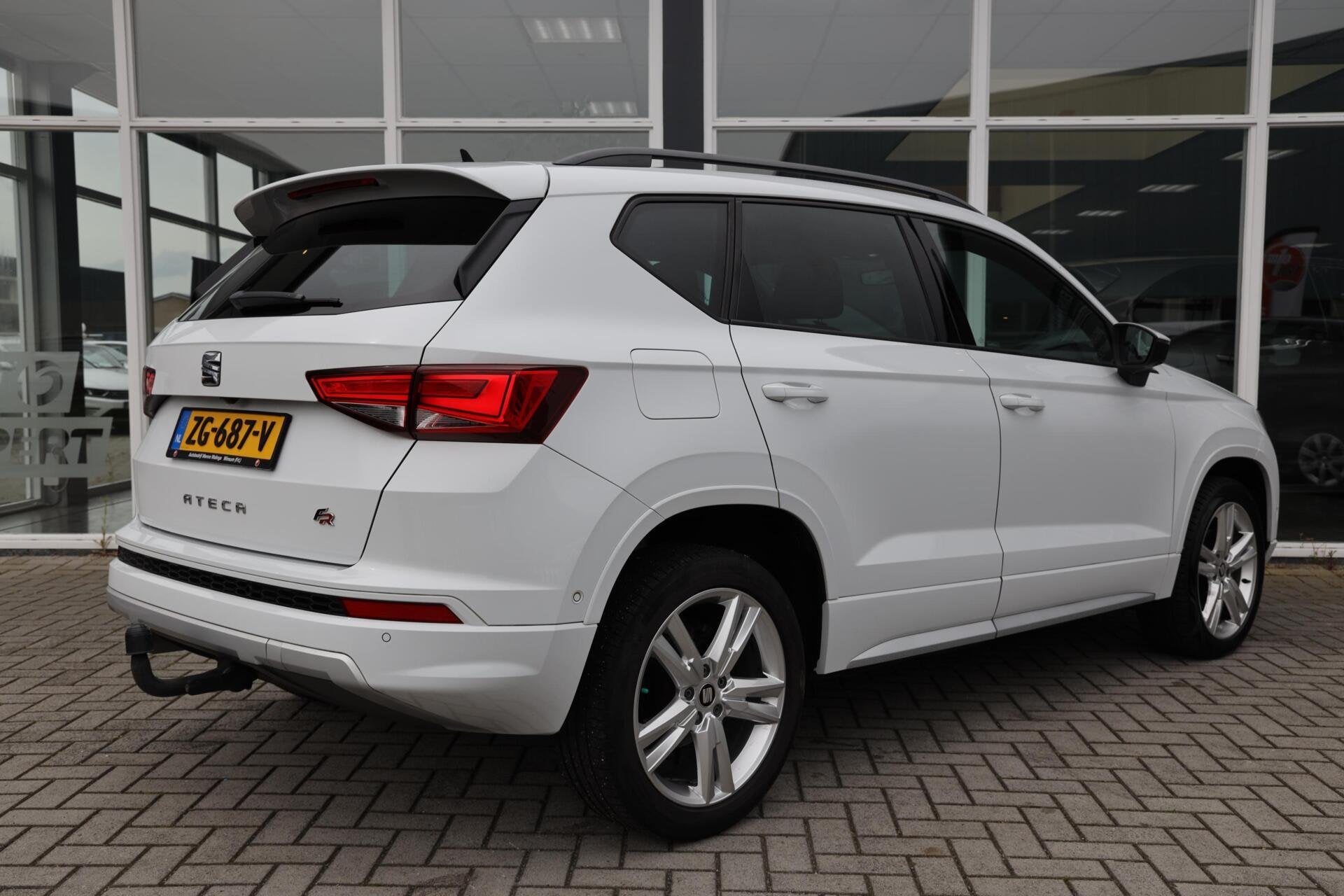 Seat Ateca 1.5 TSI FR Business Intense|Automaat|Camera|Navi|, 4 cilinders, 150 pk, Wit, Origineel Nederlands