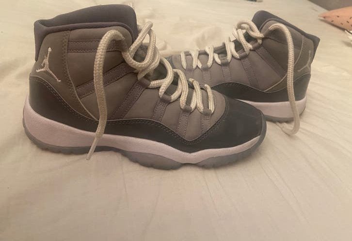 Jordan 11 cool grey, Ophalen of Verzenden, Gebruikt, Schoenen