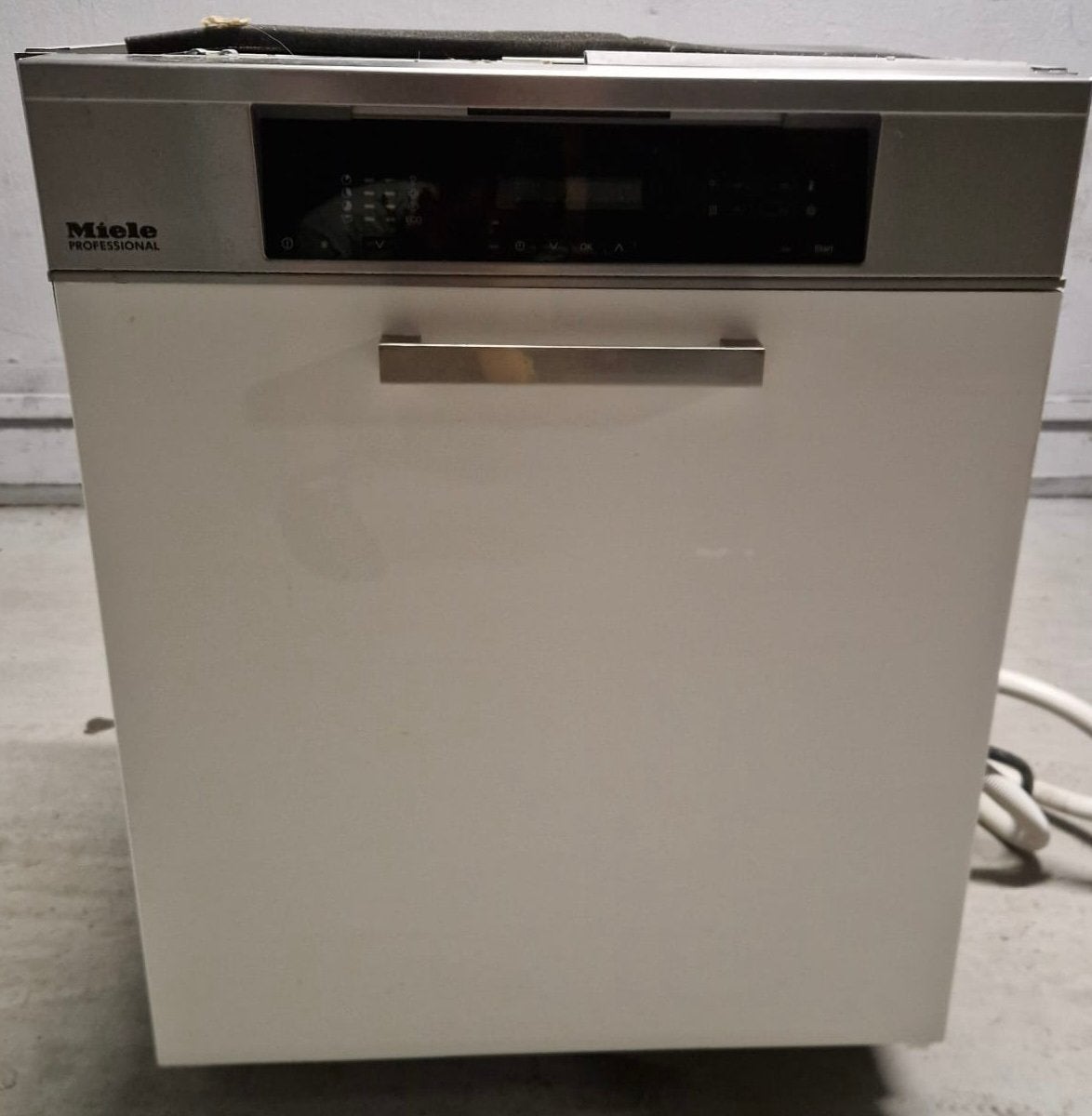 Miele PG 8131 i ingebouwde proffesionele vaatwasser, Ophalen, Gebruikt, Minder dan 85 cm, Minder dan 10 liter