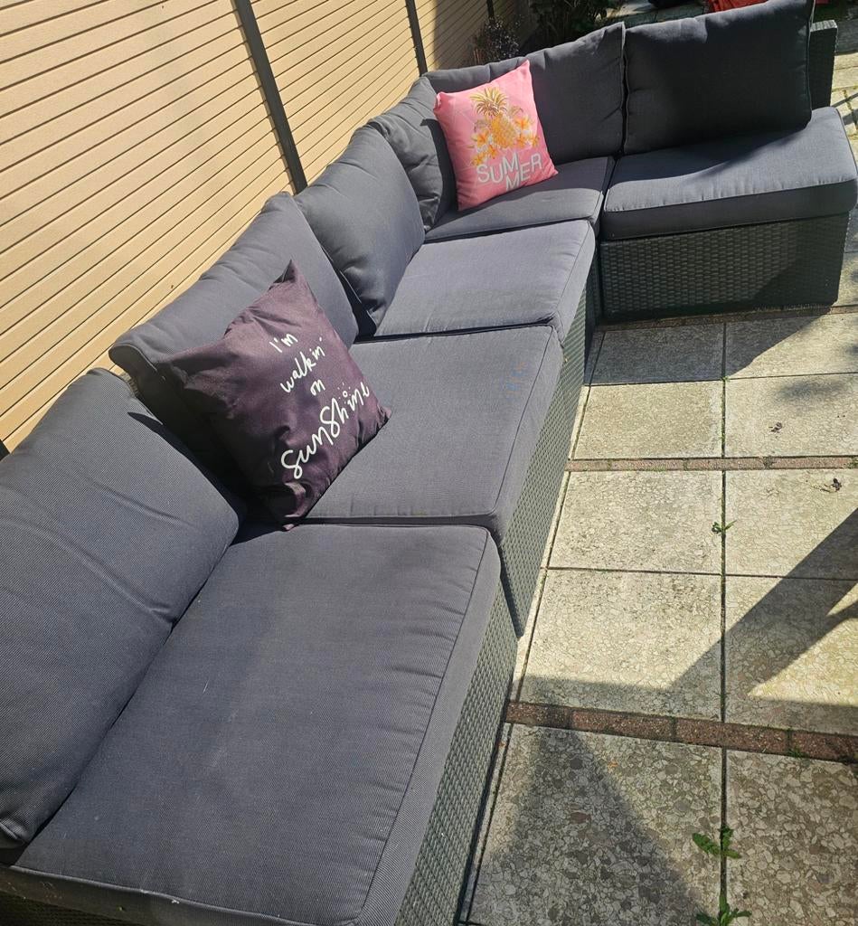Comfortabele Wicker Loungeset met Kussens, Ophalen, 5 zitplaatsen, Gebruikt, Loungeset