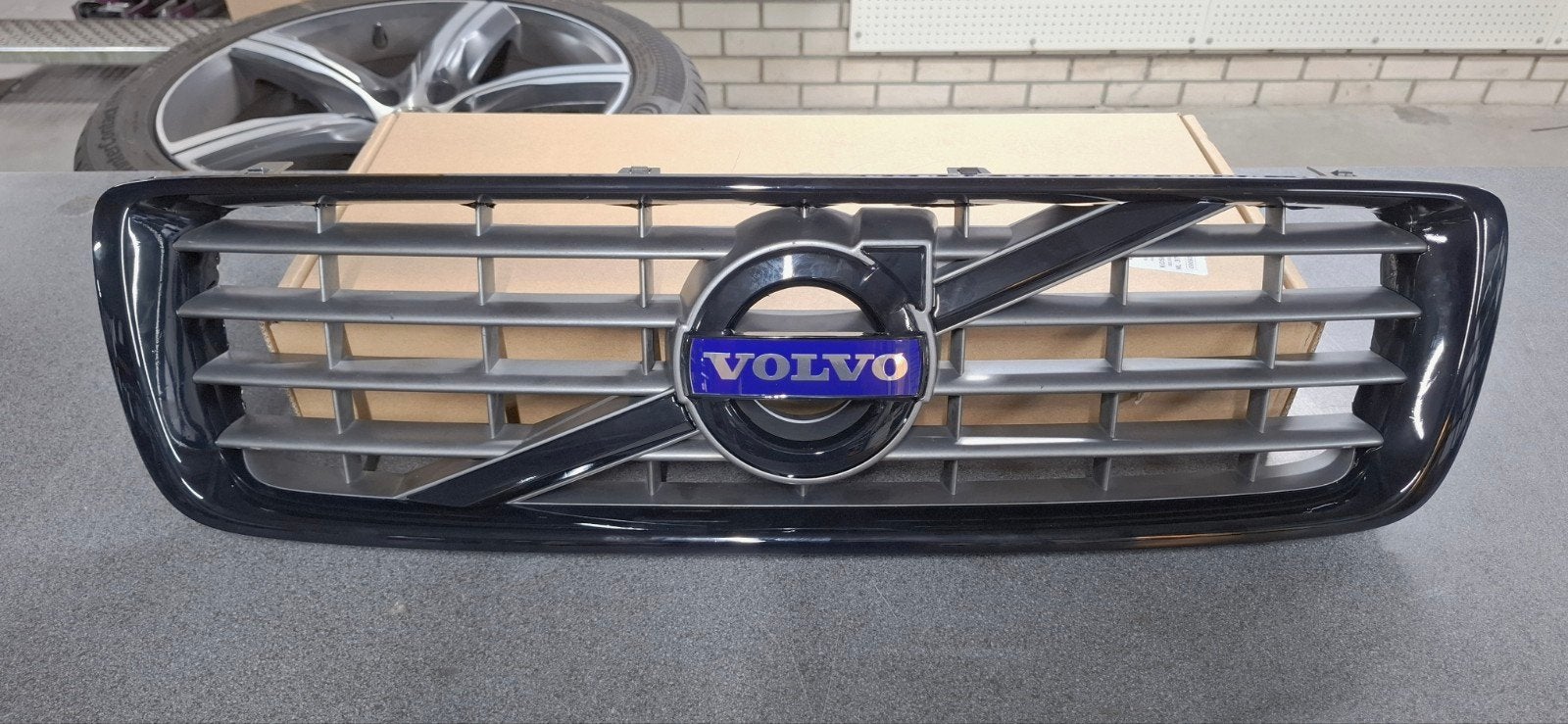 Volvo grill S80 2006/2016, Auto-onderdelen, Gebruikt, Voor, Ophalen of Verzenden, Volvo