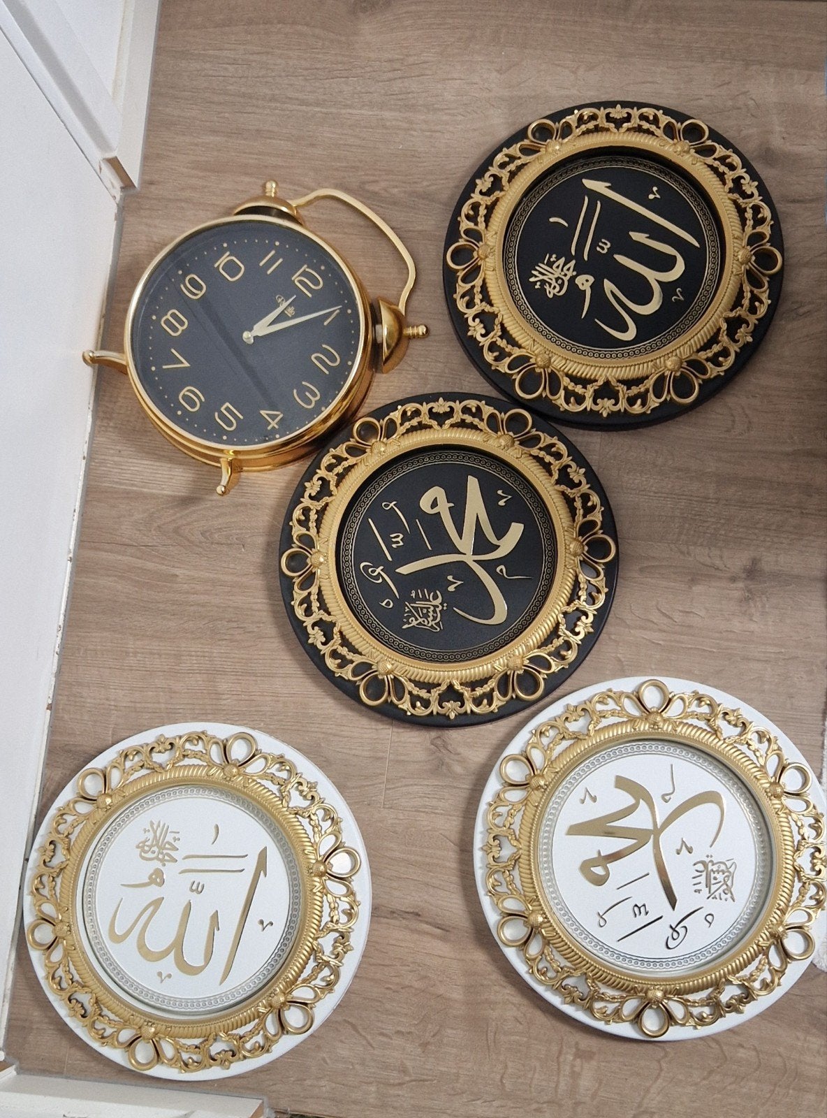 4x Islamitisch lijst/muurplaat en 1x klok, Ophalen of Verzenden, Nieuw, Wandklok