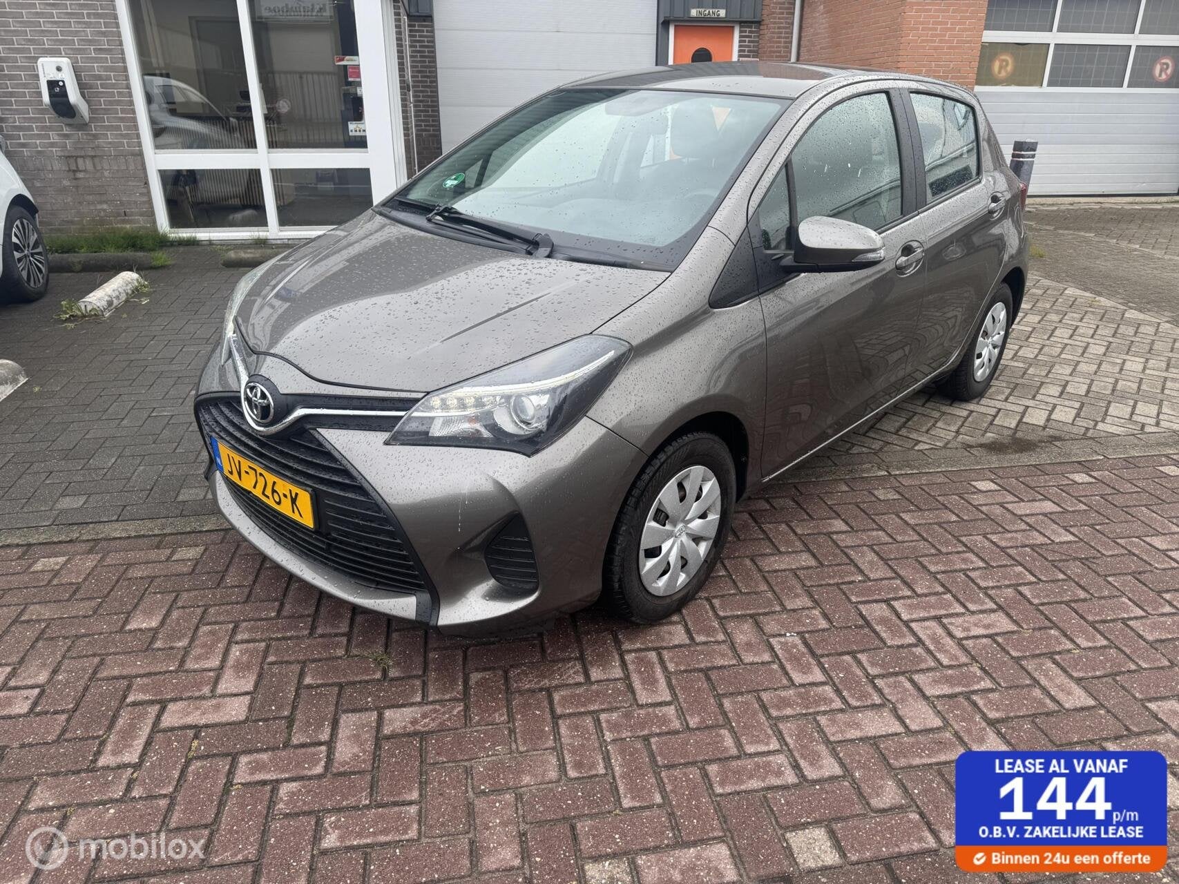 Toyota Yaris 1.3 VVT-i Now, 1005 kg, Euro 6, 4 cilinders, Bedrijf