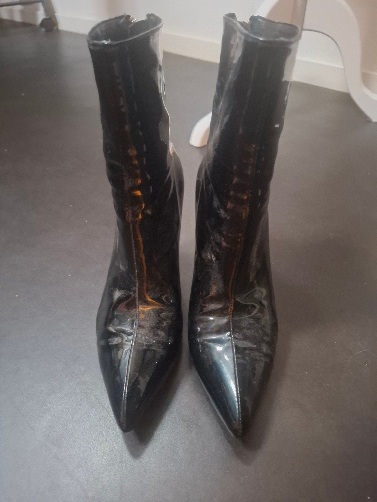 Nikkie Zwarte Lakleren Enkellaarzen met Hak, Kleding | Dames, Schoenen, Zwart, Lage of Enkellaarzen, Ophalen of Verzenden, Zo goed als nieuw