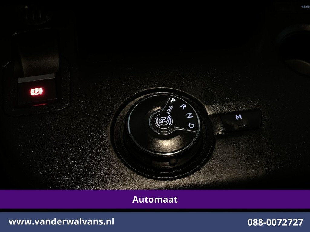 Citroën Berlingo 1.2 PureTech 130pk Automaat Benzine L1H1 E, Gebruikt, 1199 cc, Citroën, Wit