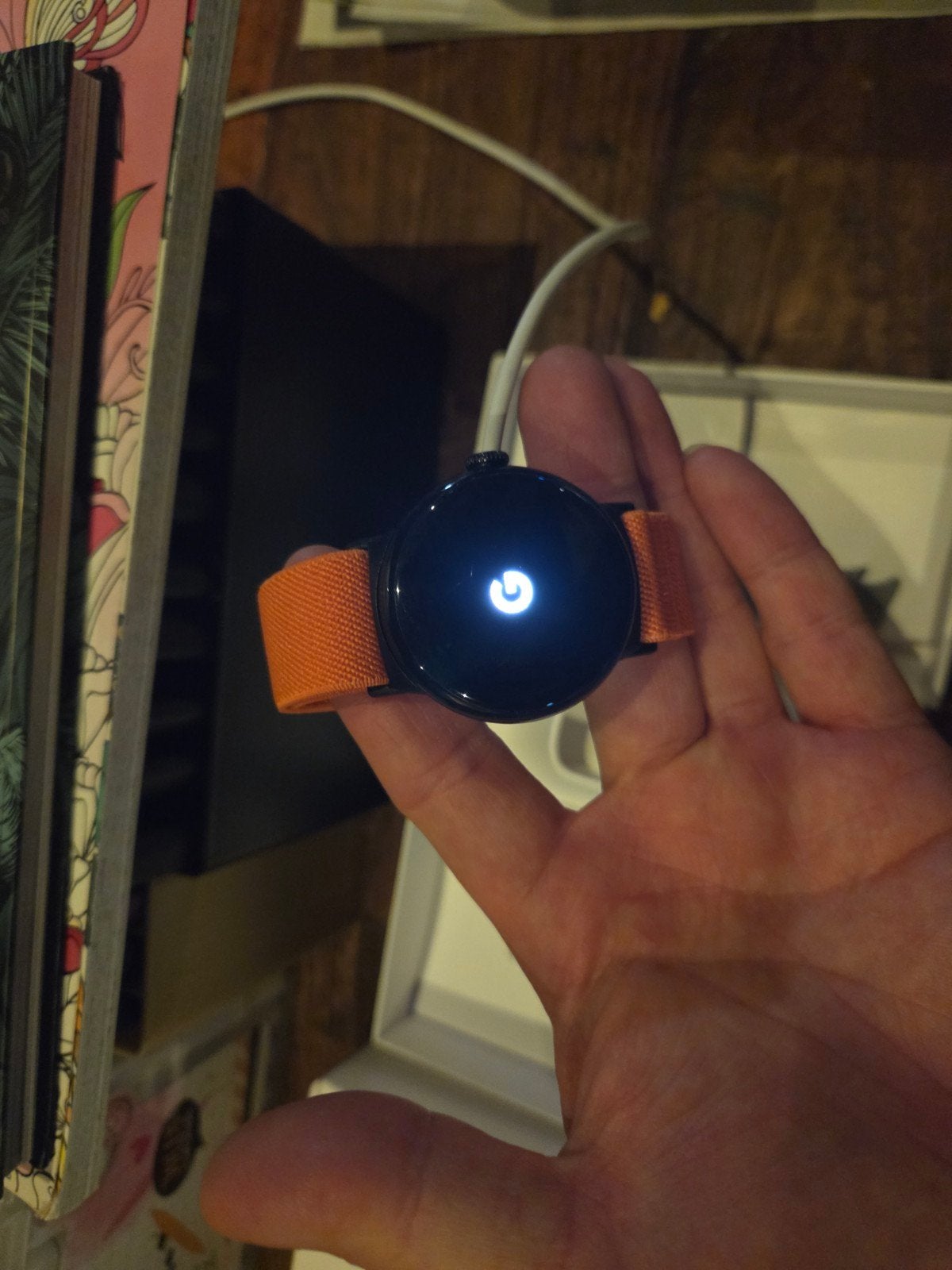 Foto 3 van Google pixel watch 2 met extra sports bandje