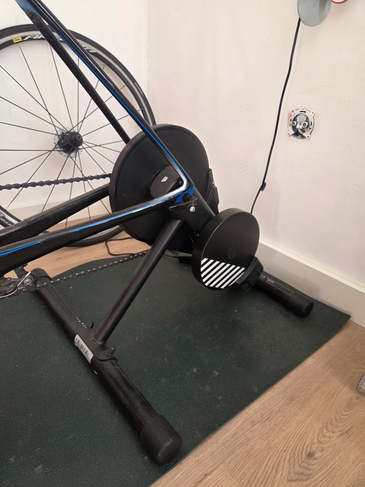Van Rysel D100 Smart fietstrainer met Zwift Cog & Click, Ophalen of Verzenden, Gebruikt, Overige typen