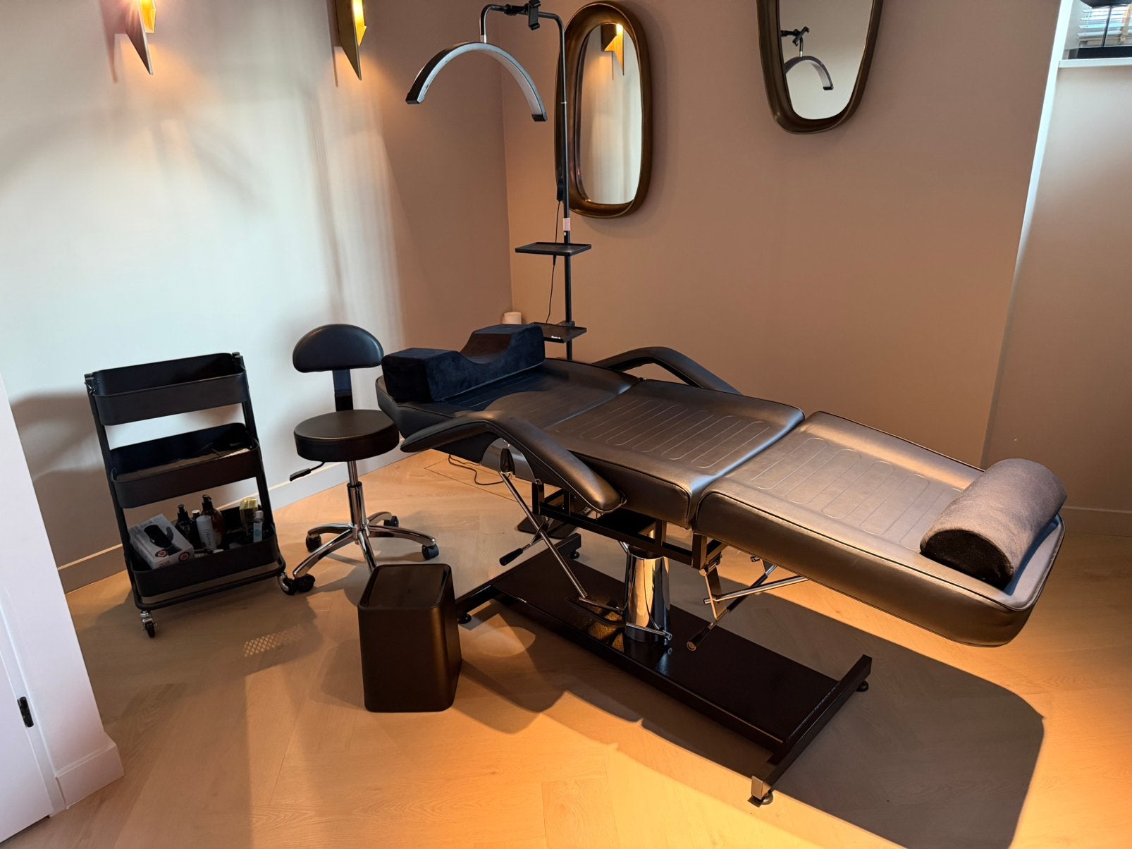 Luxe Beautysalon / Wimper- & Behandelset – Compleet!, Ophalen