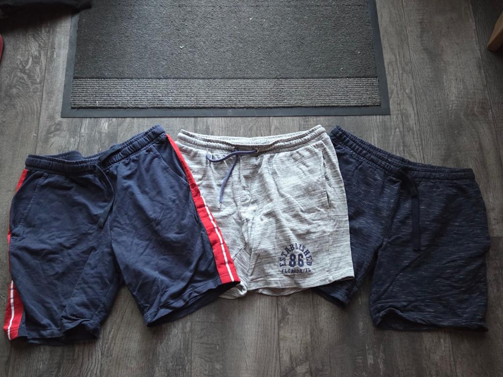 3 Korte Broeken Joggingstof Maat 48-50, Ophalen of Verzenden, Gedragen, Maat 48/50 (M), Blauw