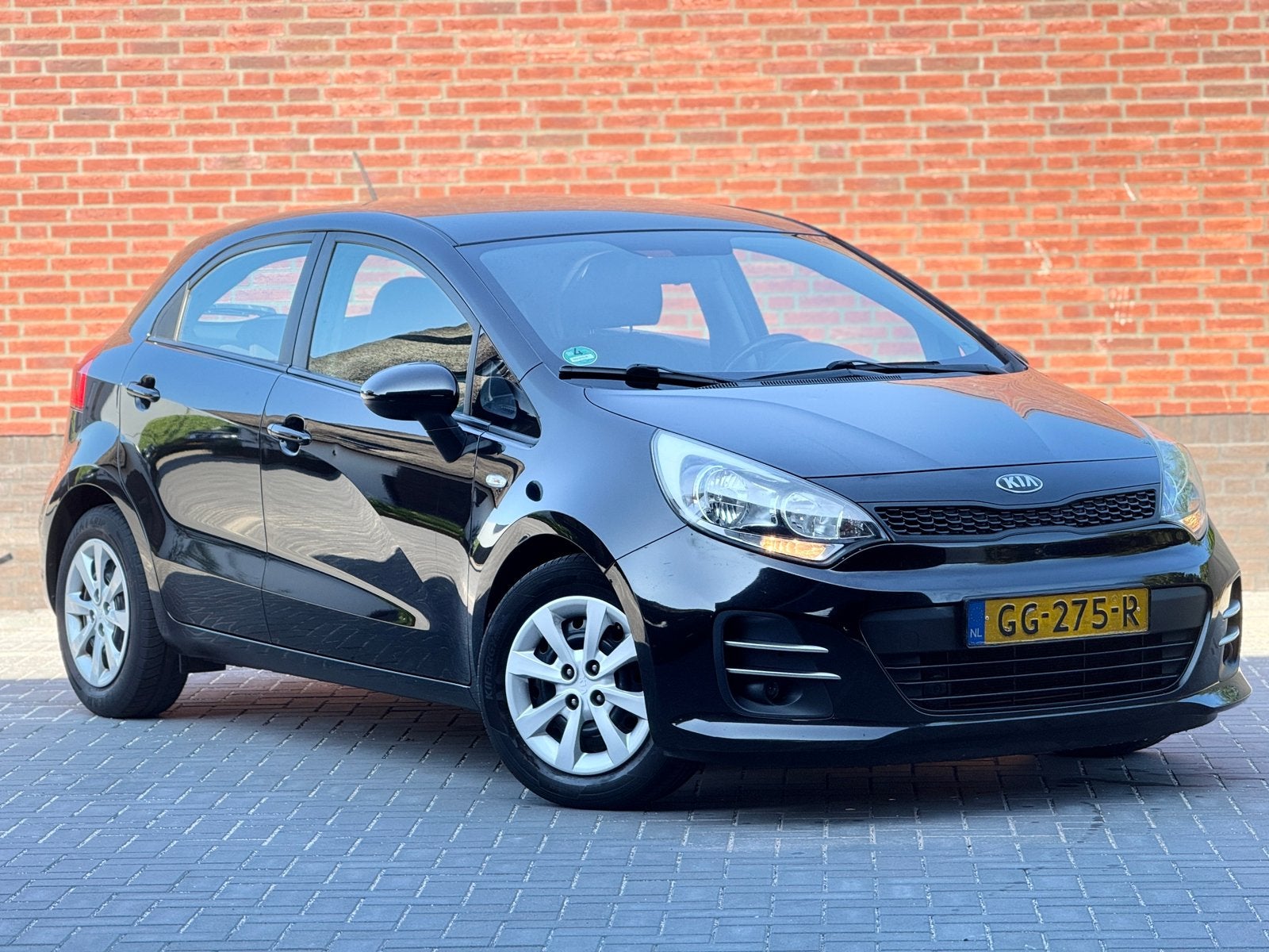 Kia Rio 1.2 CVVT ComfortLine | 5DR 2015 Zwart Nap Cruise, Auto's, 1027 kg, 40 €/maand, USB, 4 cilinders