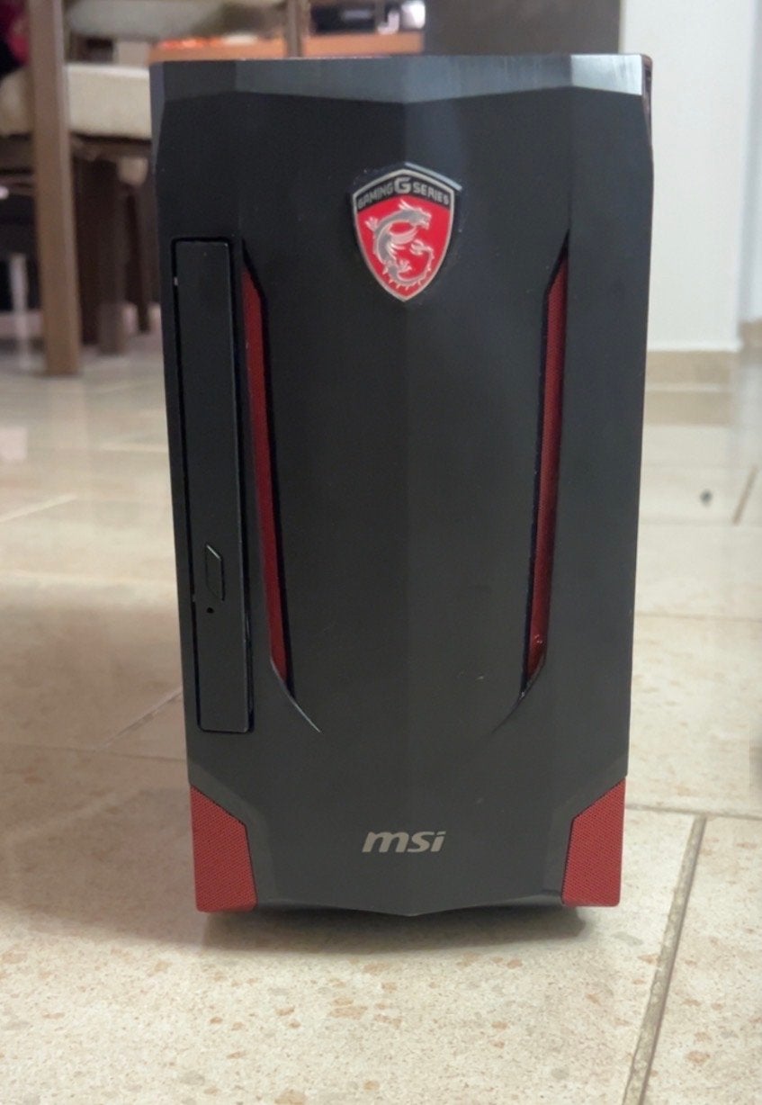 MSI Gaming PC - Compacte Desktop Zonder HDMI, Computers en Software, Gebruikt, 8 GB, Ophalen of Verzenden, Gaming