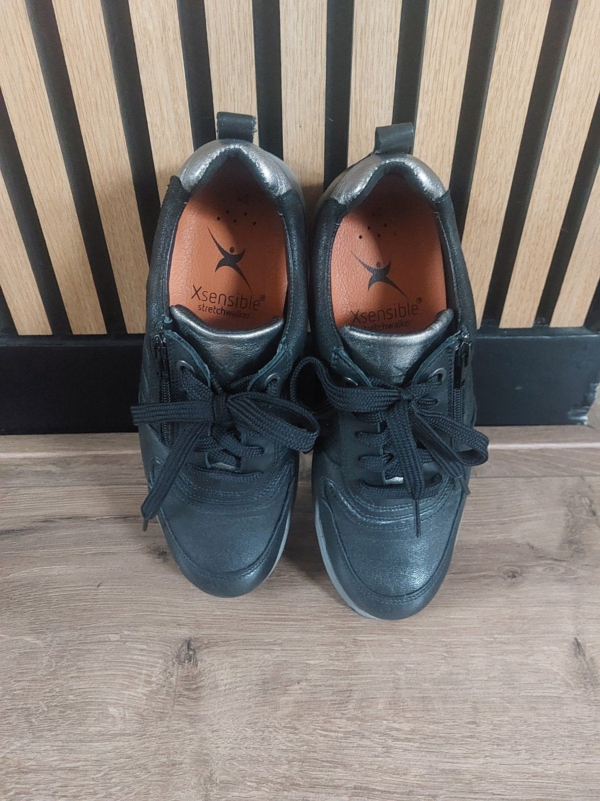 Xsensible stretchwalkers, Ophalen