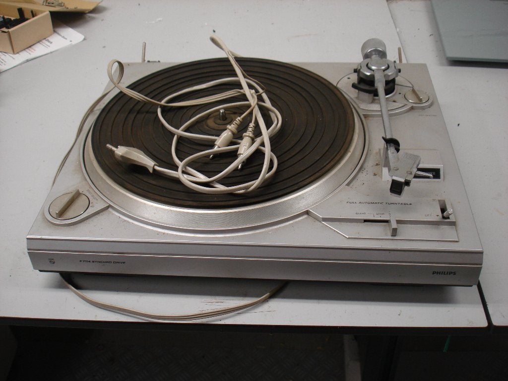 Philips platenspeler F7114, Ophalen, Philips, Pitch-regelaar, Platenspeler