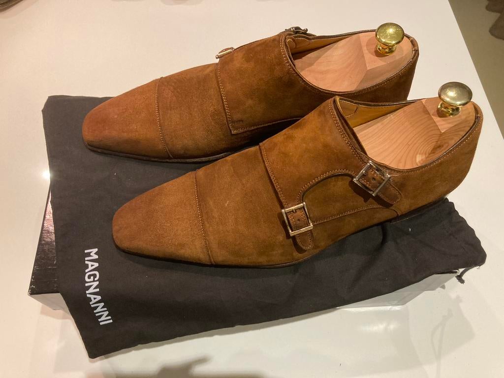 Magnanni bruin suede double monk gespschoen maar 42, Kleding | Heren, Schoenen, Bruin, Ophalen of Verzenden, Gespschoenen, Gedragen
