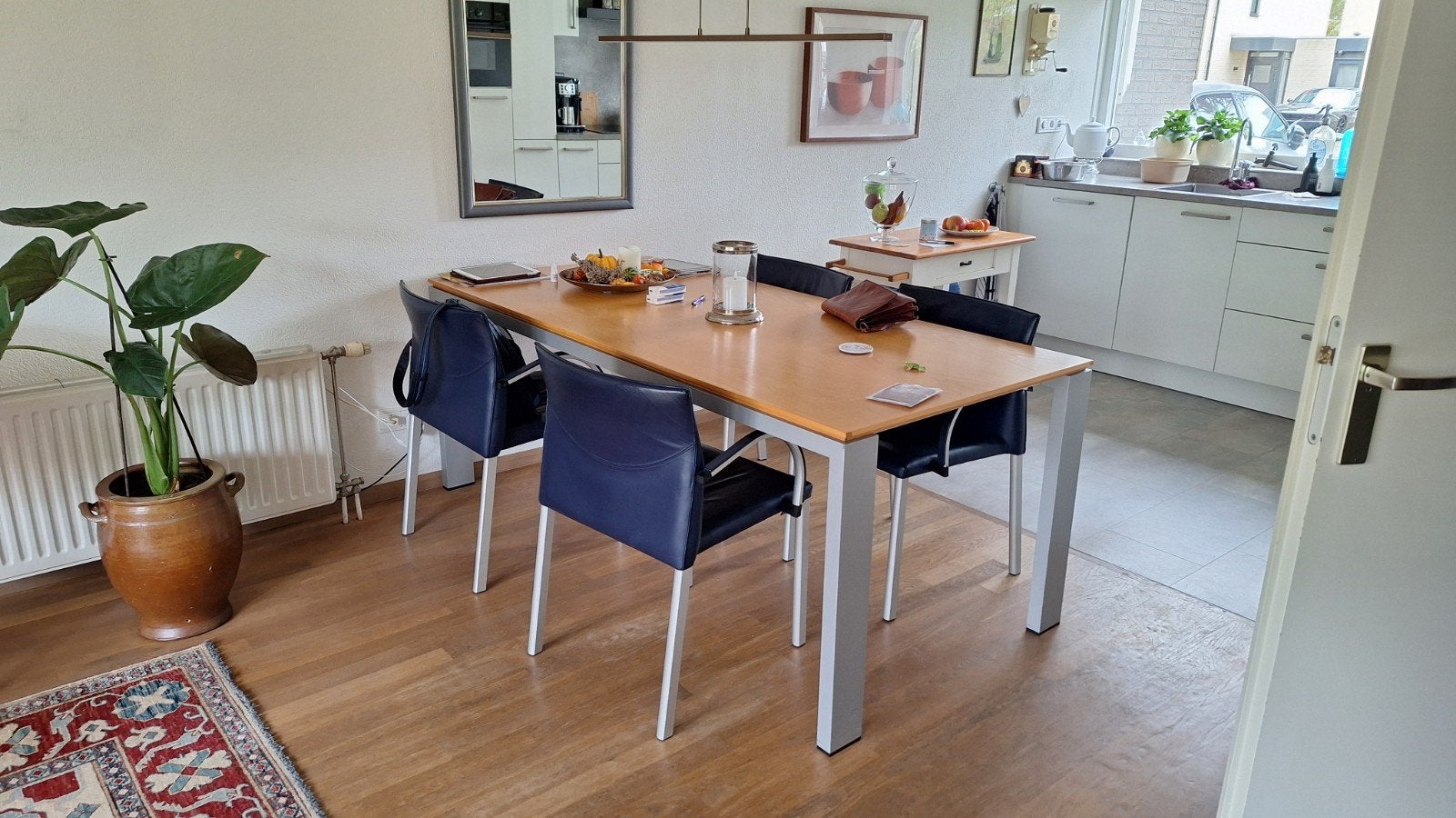 LeoLux "Myto" 4x leder eetkamerstoelen. Kleur: koningsblauw., Huis en Inrichting, Stoelen, Ophalen, Gebruikt, Blauw
