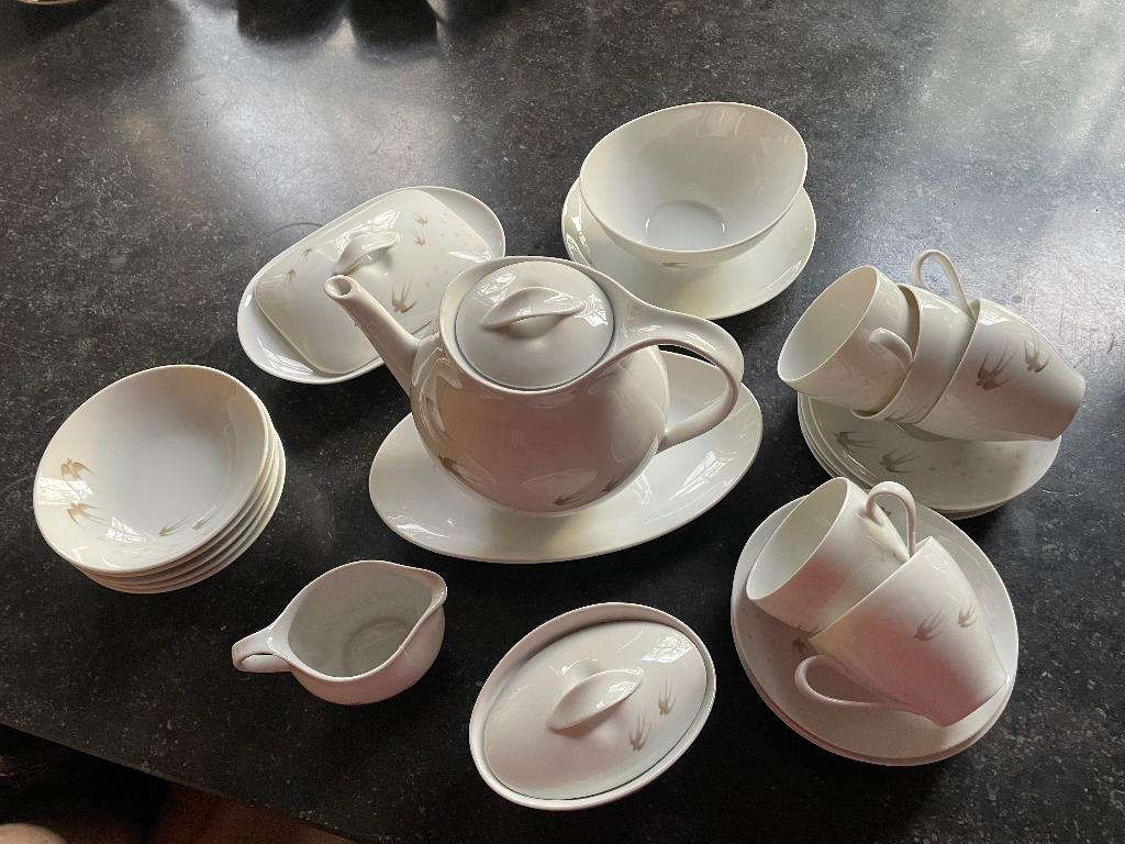 Eschenbach Larissa servies ( zwaluwen) ontwerp ADC Copier, Ophalen