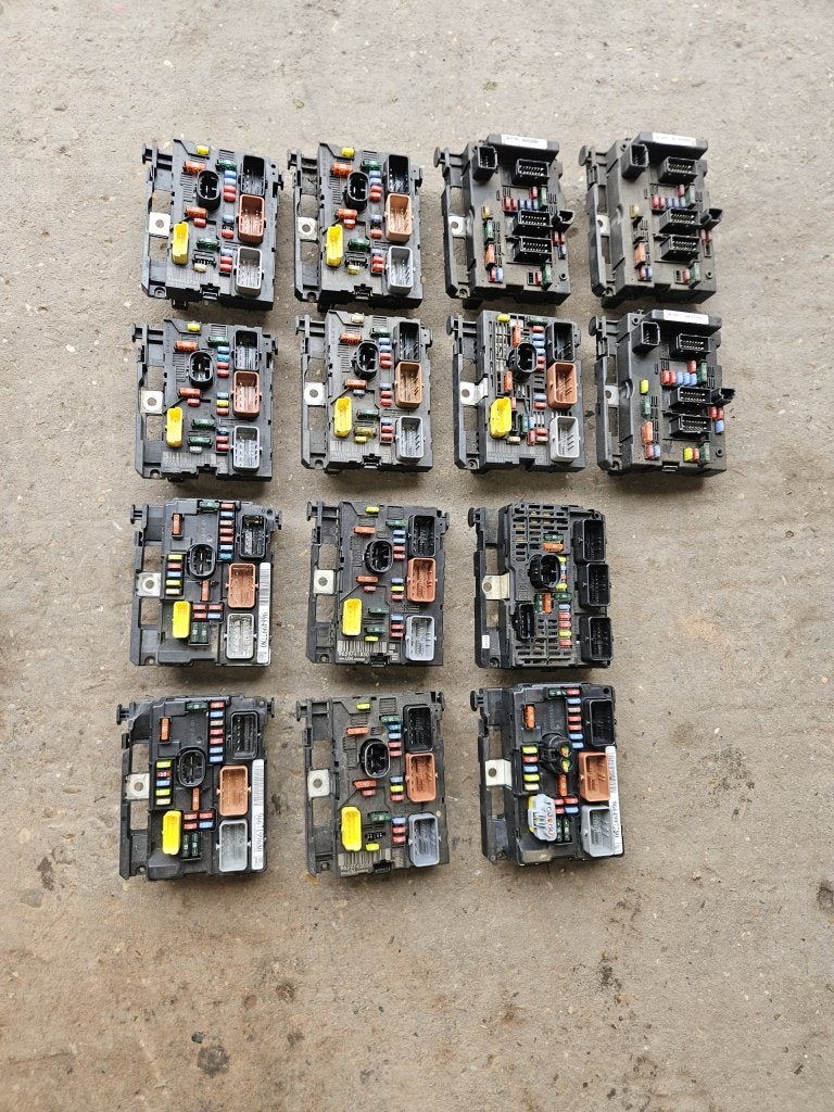ZEKERINGKAST / BSM PEUGEOT CITROEN, Auto-onderdelen, Niet ingevuld, Gebruikt, Citroën, Niet ingevuld