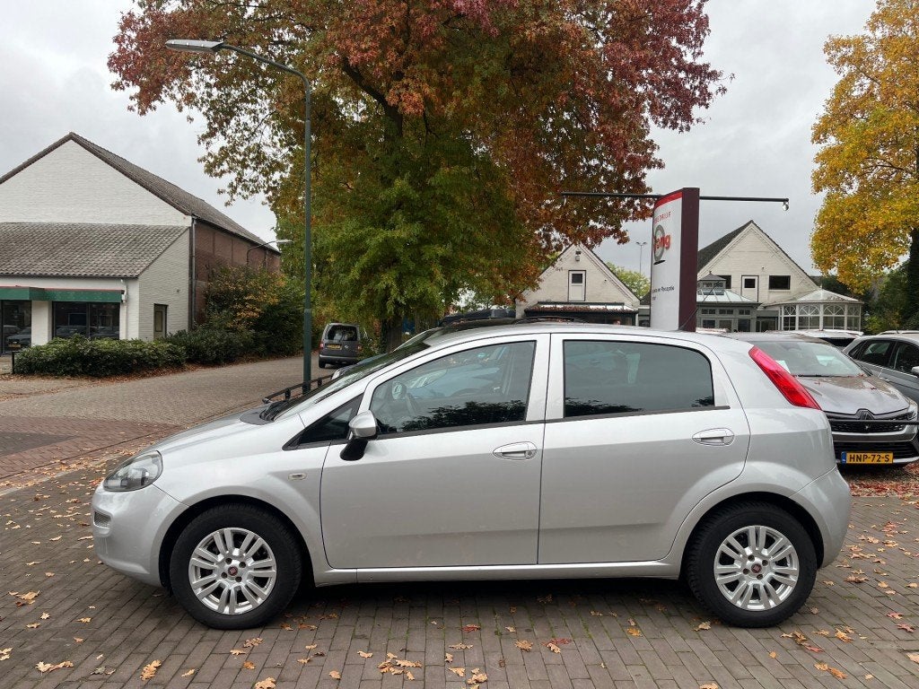 Fiat PUNTO EVO 0.9 TWINAIR POPSTAR / NAVI / AIRCO / TREKHAAK, Voorwielaandrijving, 101 pk, Gebruikt, Euro 6