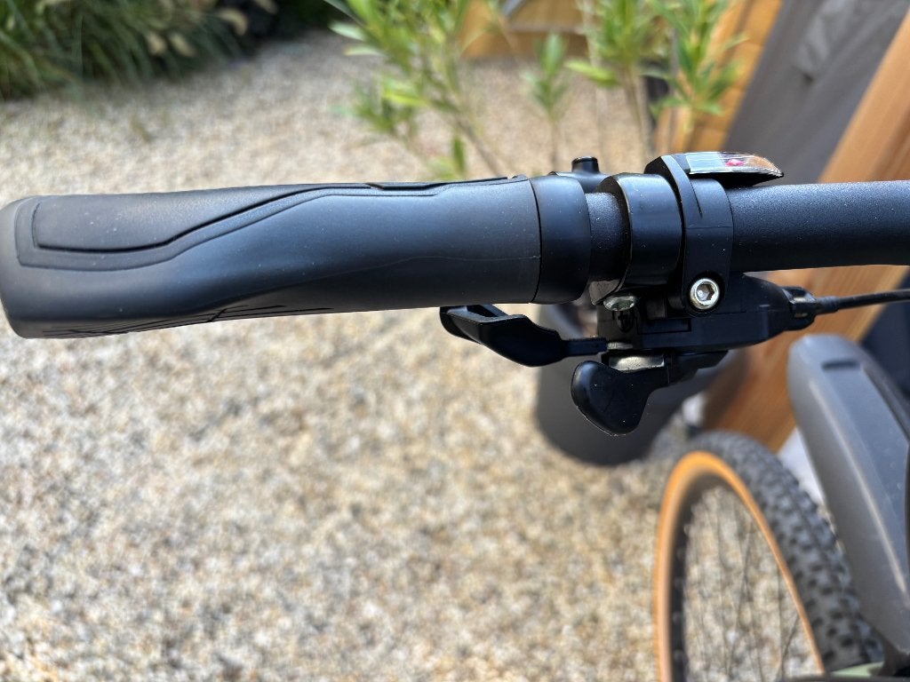 Foto 10 van Cube Nature Hybrid/Crosshybride–Maat 54–Shimano Deore XT