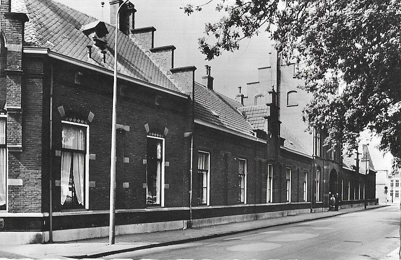 AK Zutphen - Zijgevel van het Ruitershofje, Verzenden, 1960 tot 1980, Ongelopen, Gelderland