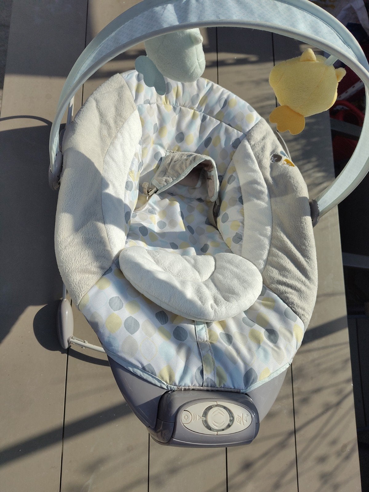 Ingenuity Automatic Bouncer - Zo goed als nieuw, Overige merken, Wipstoel, Zo goed als nieuw, Met gordel(s) of riempje(s)