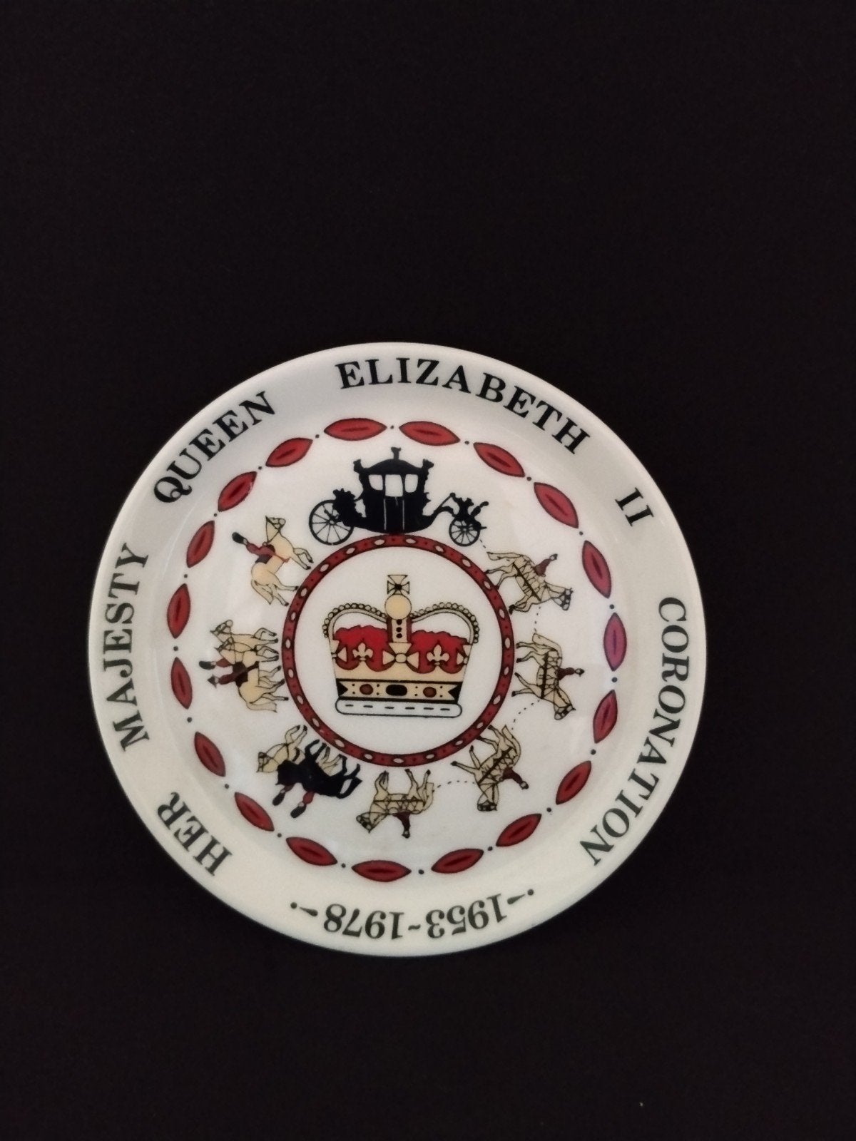 Coalport Queen Elizabeth II Kroningsjubileum bordje, Ophalen of Verzenden, Zo goed als nieuw, Servies