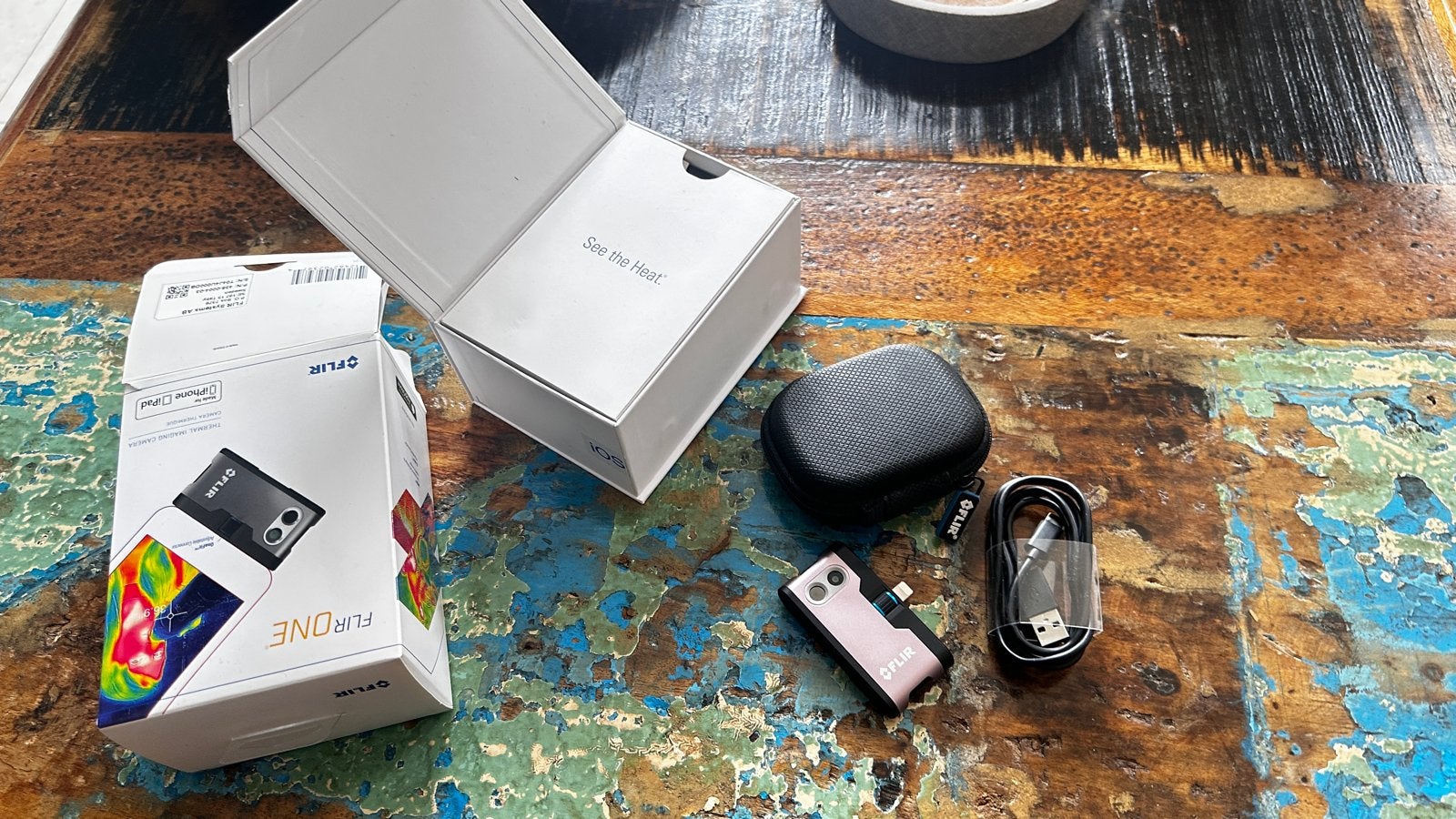 FLIR ONE warmtebeeldcamera voor iPhone/iPad, Compact, Ophalen of Verzenden, Zo goed als nieuw, Overige Merken