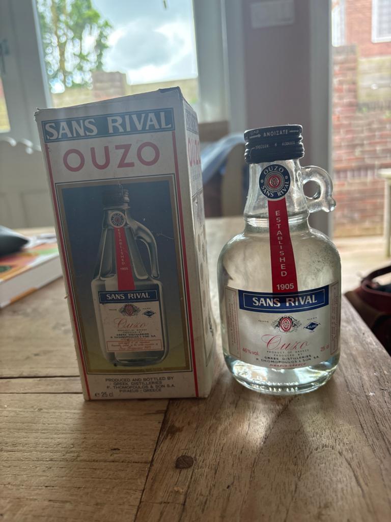 Vintage Ouzo Sans Rival - Originele Verpakking - 25cl, Antiek en Kunst, Ophalen of Verzenden