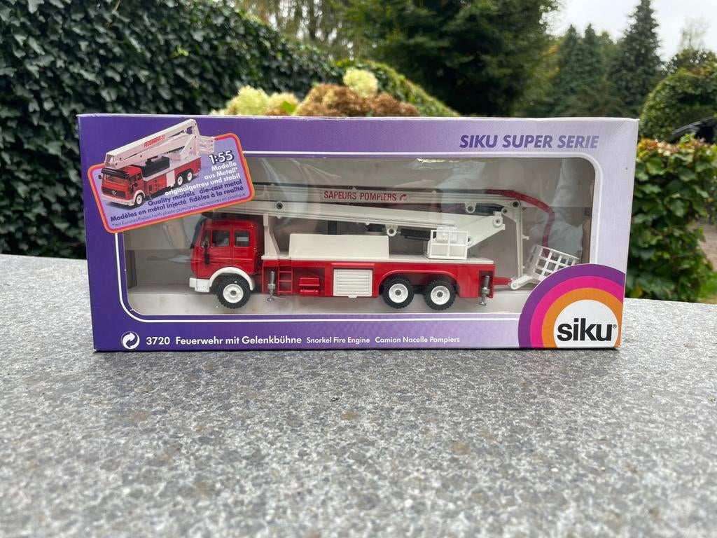 Siku 3720 - Mercedes SK hoogwerker Pompiers, Hobby en Vrije tijd, Modelauto's | 1:50, Ophalen of Verzenden, Nieuw, Bus of Vrachtwagen