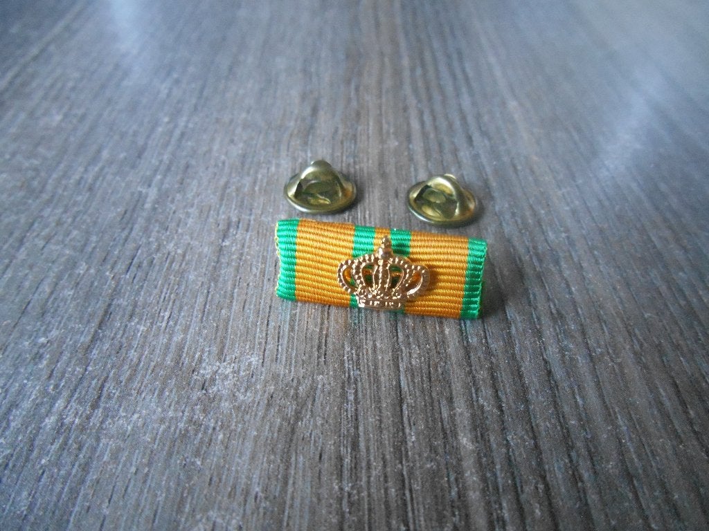 Vierdaagse baton met kroontje voor de 2de keer lopen, Ophalen of Verzenden, Landmacht, Nederland, Lintje, Medaille of Wings