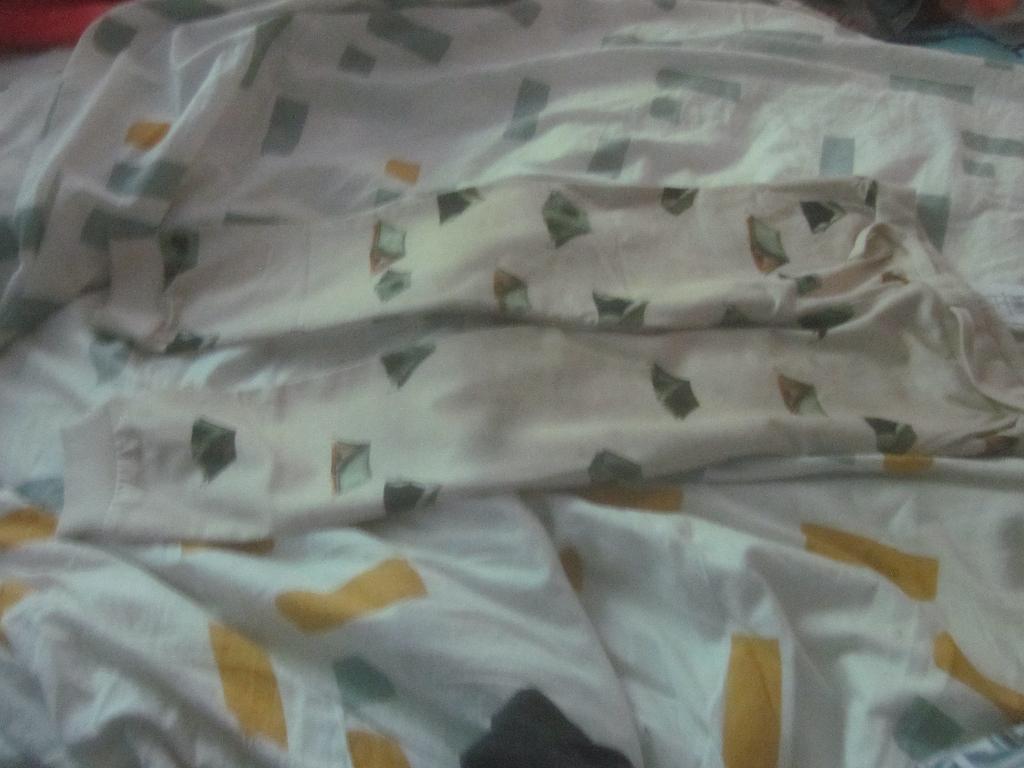 Nw ecru joggingbroekje groen/zwarte ea tentjes Name It 110, Kinderen en Baby's, Kinderkleding | Maat 110, Broek, Nieuw, Ophalen of Verzenden