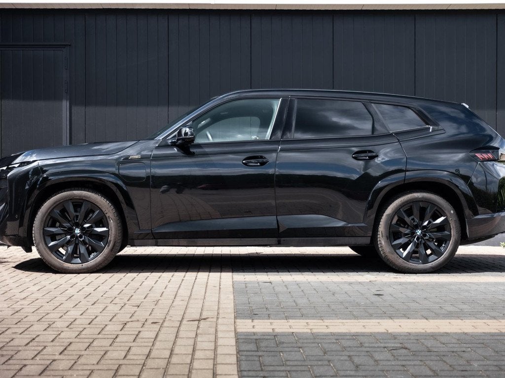 BMW XM 4.4 V8 T Phev 653pk High Exe | M Package | Carbon | B, Auto's, BMW, Gebruikt, 653 pk, 4395 cc, Zwart