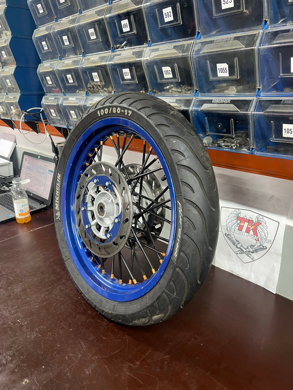 Derbi limited 03 voorvelg blauw dubbele schijf, Gebruikt, Derbi, Overige typen, Ophalen of Verzenden