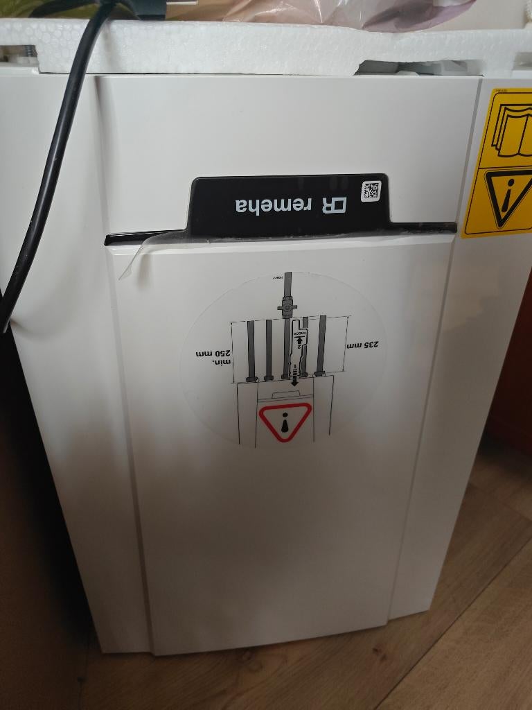 Remeha Tzerra 24C CW3 HR, 30 tot 80 cm, Hoog rendement (Hr), Cv-ketel of Combi-ketel, Nieuw