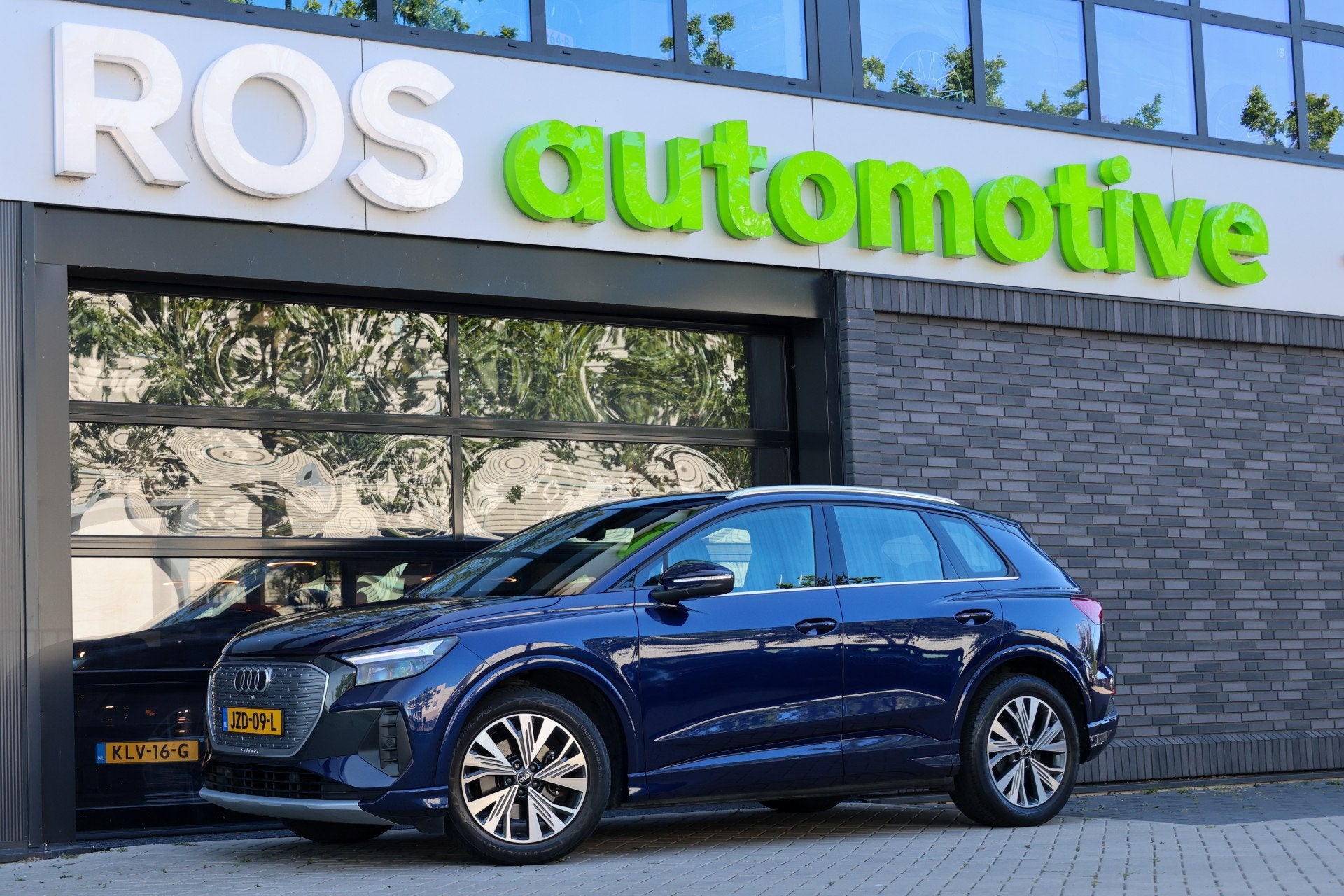Audi Q4 e-tron 35 Launch edition Advanced Plus 55 kWh | ACC, Auto's, Audi, Automaat, Achterwielaandrijving, Gebruikt, Zwart