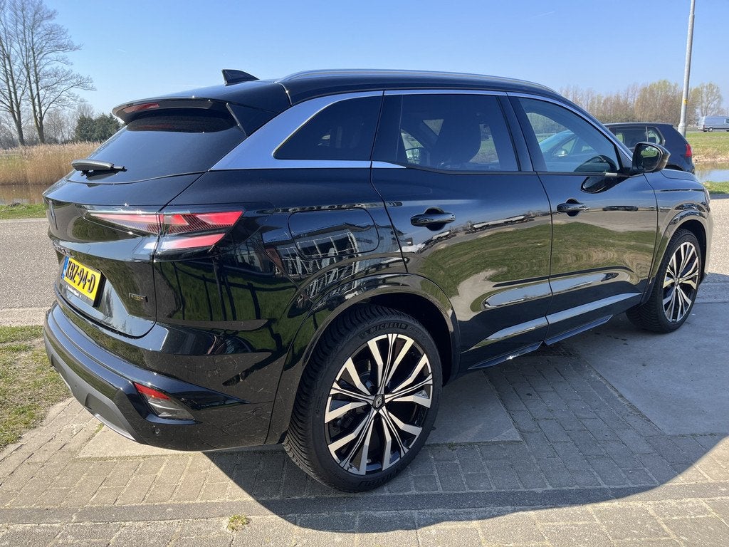 Renault Austral 1.2 E-Tech full hybrid 200PK techno / Nieuw, Auto's, Renault, 12 maanden, Gebruikt, 1199 cc, Zwart