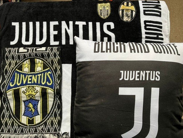 Juventus memorabilia, Groter dan maat XL, Ophalen of Verzenden, Gebruikt, Clubaccessoires