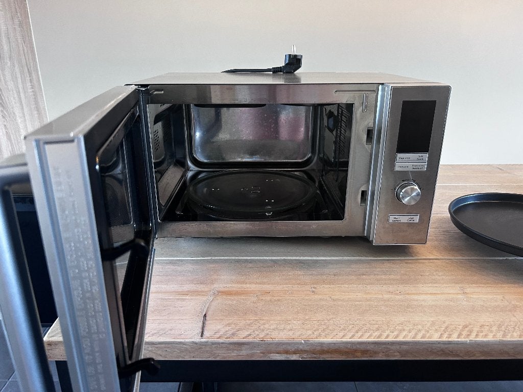 Blokker Combi-Oven BL-95003 (25L) - Magnetron, Oven & Grill, Ophalen, Minder dan 45 cm, Gebruikt, Draaiplateau