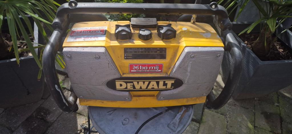 DeWalt Bouwradio DC010-GB/QW - Compleet (excl. accu), Ophalen of Verzenden, Gebruikt, Bouwradio