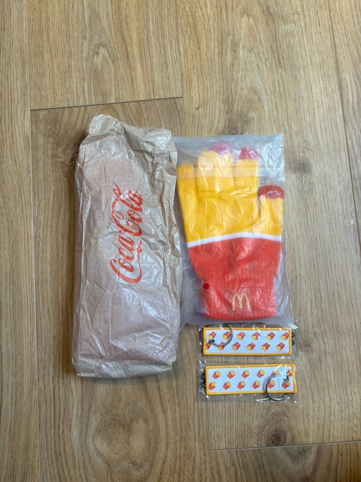 Mcdonalds merch muts wanten en sleutelhangers, Ophalen of Verzenden, Nieuw