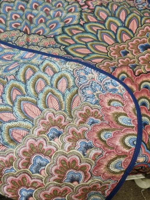 tafelkleed vintage vierkant bloemen decor, Huis en Inrichting, Ophalen of Verzenden, 'T Olde Gre-j, Info@toldegrej.nl, Endepoelstraat 20f Didam