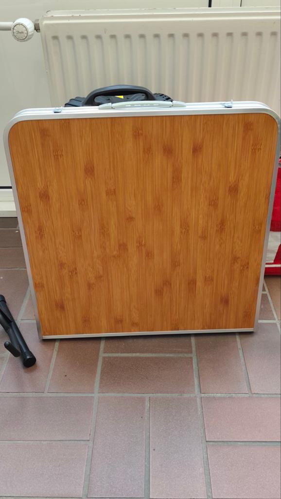 Opvouwbare campingtafel met bamboe-look blad, Ophalen, Gebruikt, Campingtafel